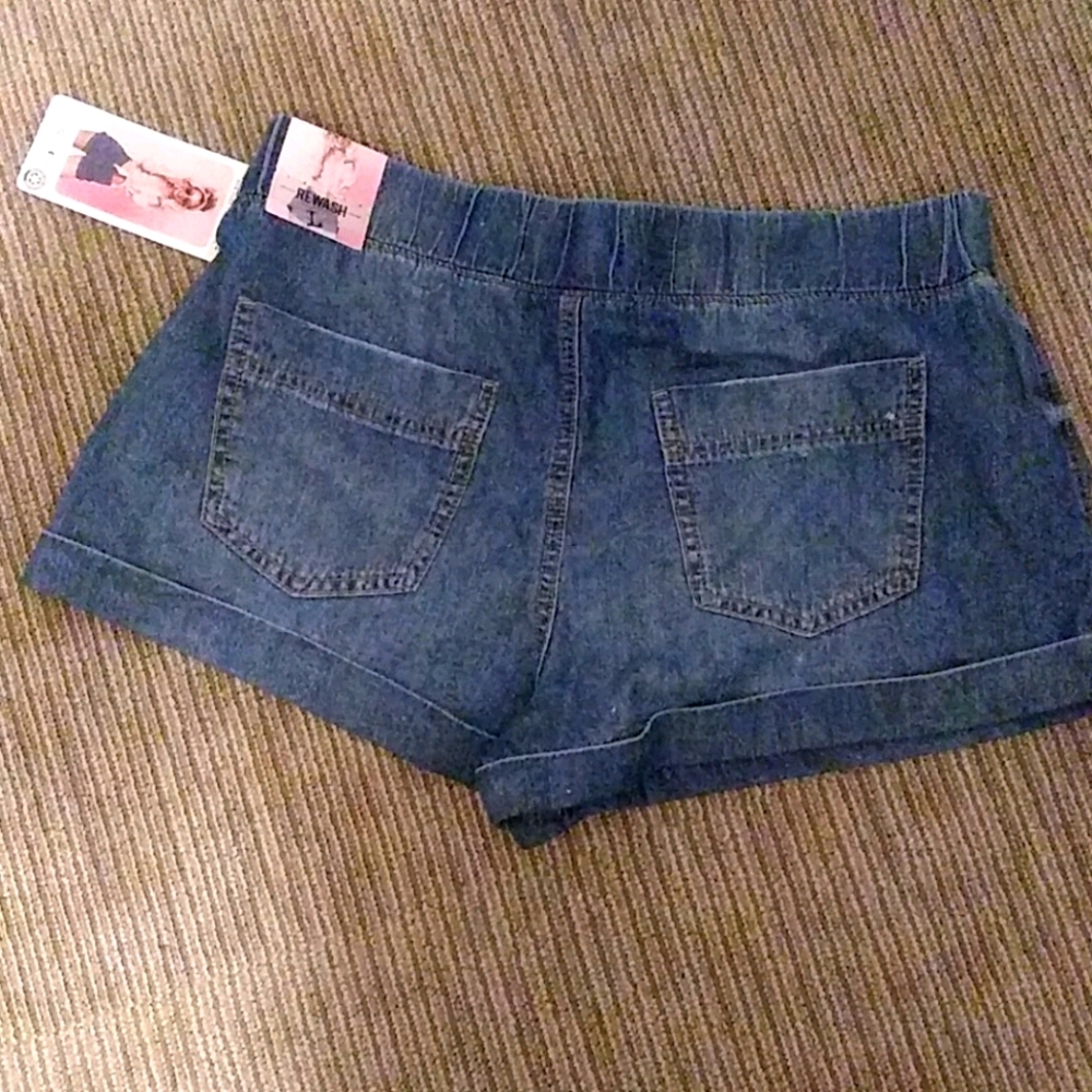 Nwt women shorts
